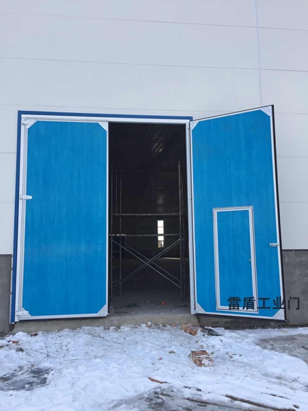 轻型工业平开门