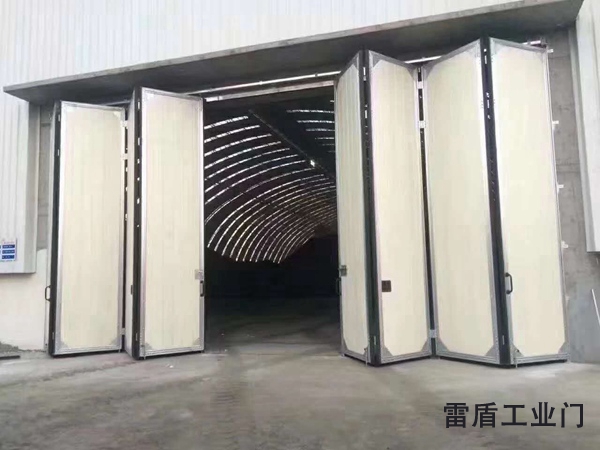 多连扇折叠门