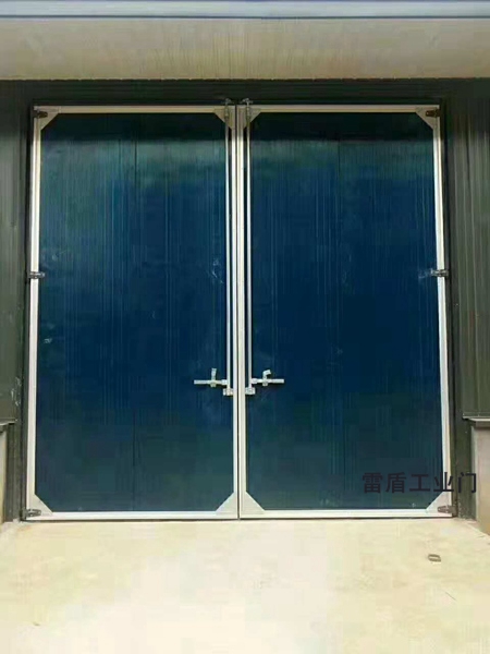 轻型工业平开门