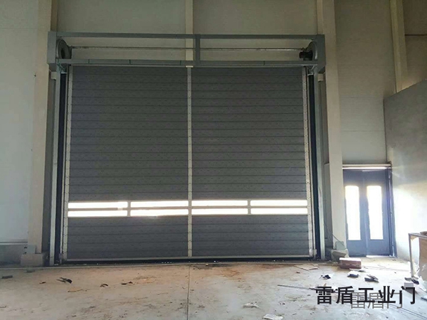 宝钢仓储库涡轮式硬质快速门 (3)