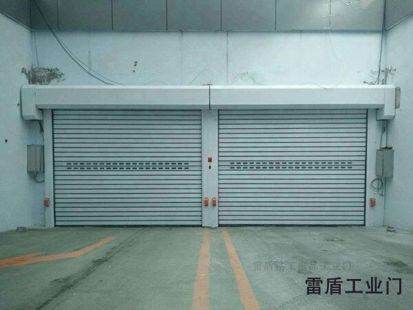 硬质滚筒式快速门