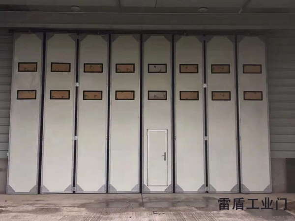多连扇折叠门